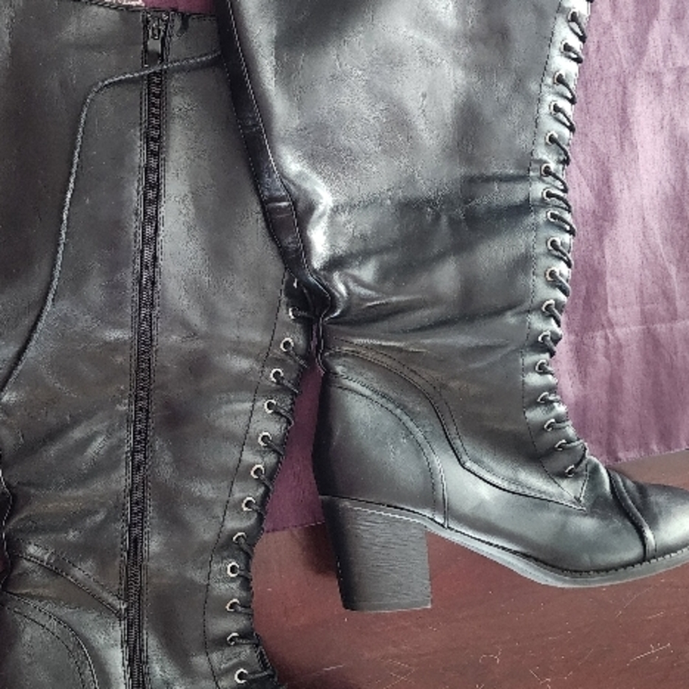 Black Women's Wide Calf Knee-High Boots